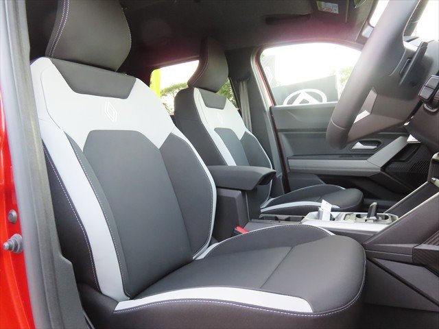 2025 Renault Duster Techno