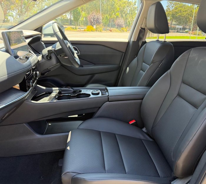 2025 Nissan X-TRAIL ST-L e-POWER