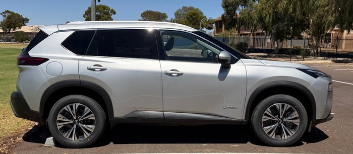 2025 Nissan X-TRAIL ST-L e-POWER