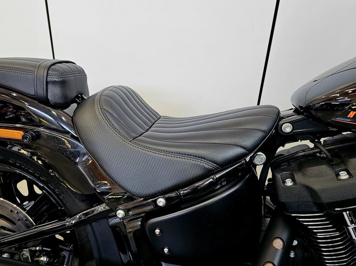 2022 Harley-Davidson Street Bob 114 (FXBBS) Softail Black