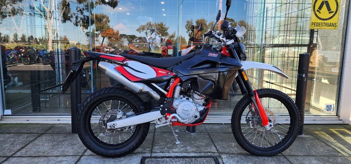 2019 SWM RS 500 R RED