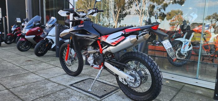 2019 SWM RS 500 R RED
