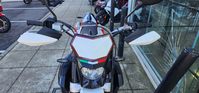 2019 SWM RS 500 R RED