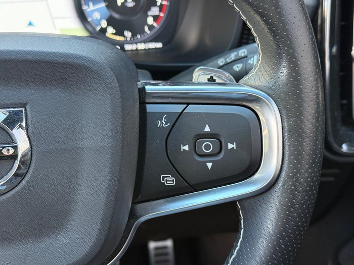 2019 Volvo XC40 T5 R-Design MY19 AWD Fusion Red