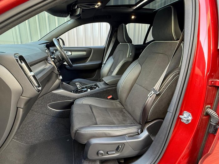 2019 Volvo XC40 T5 R-Design MY19 AWD Fusion Red