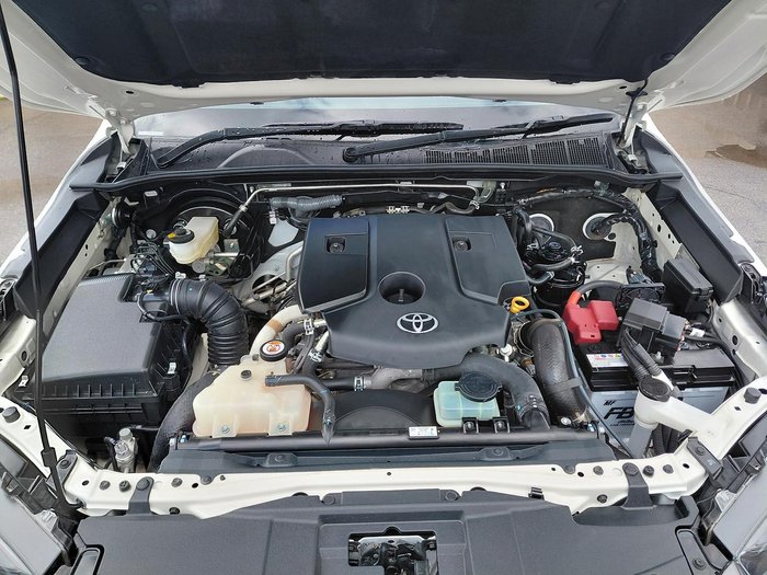 2021 Toyota Hilux SR