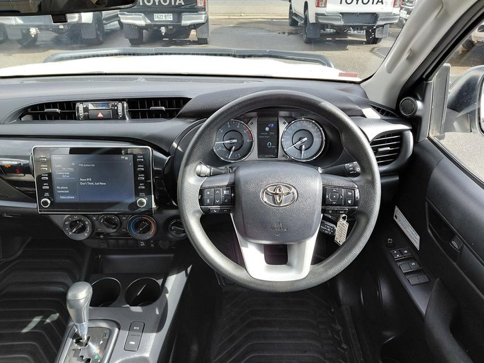 2021 Toyota Hilux SR