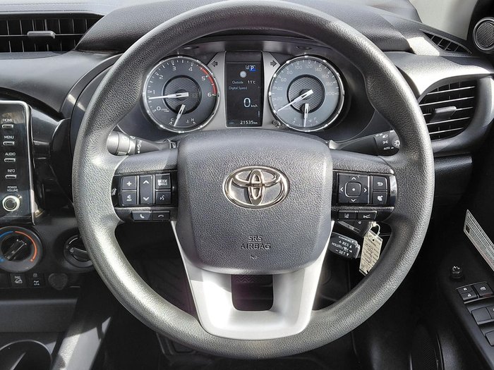 2021 Toyota Hilux SR