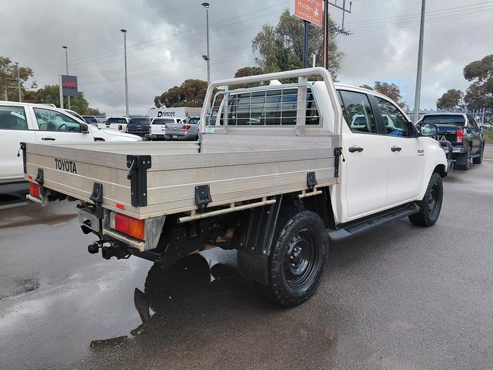 2021 Toyota Hilux SR
