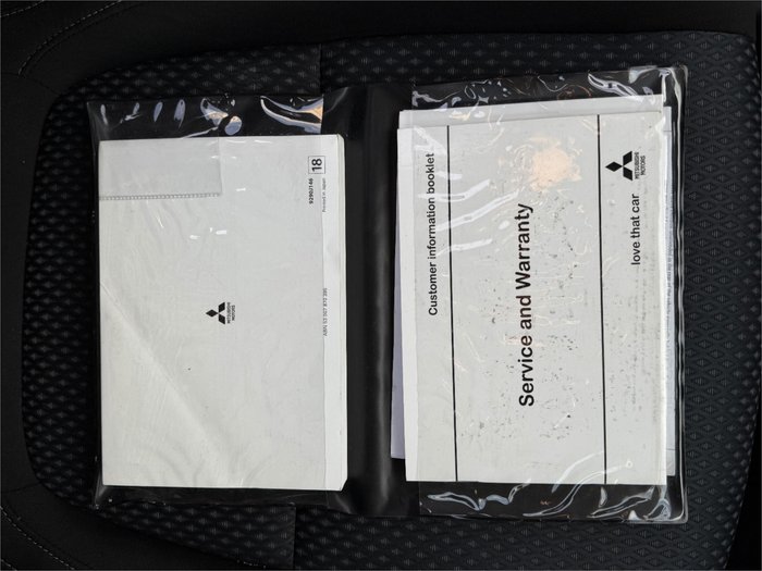 2018 MITSUBISHI OUTLANDER ES 5 SEAT (AWD)