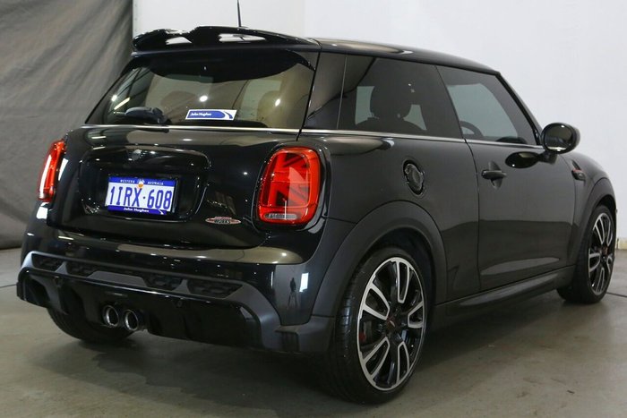 2024 MINI Cooper JCW Classic