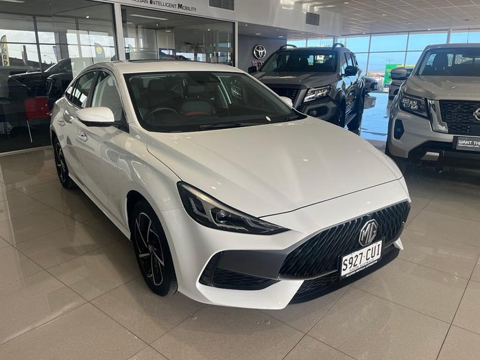 2023 MG MG5 Essence