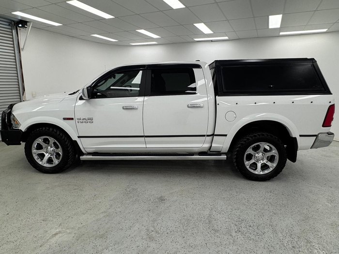 2019 RAM 1500 Laramie DS MY19 4X4 Dual Range Bright White