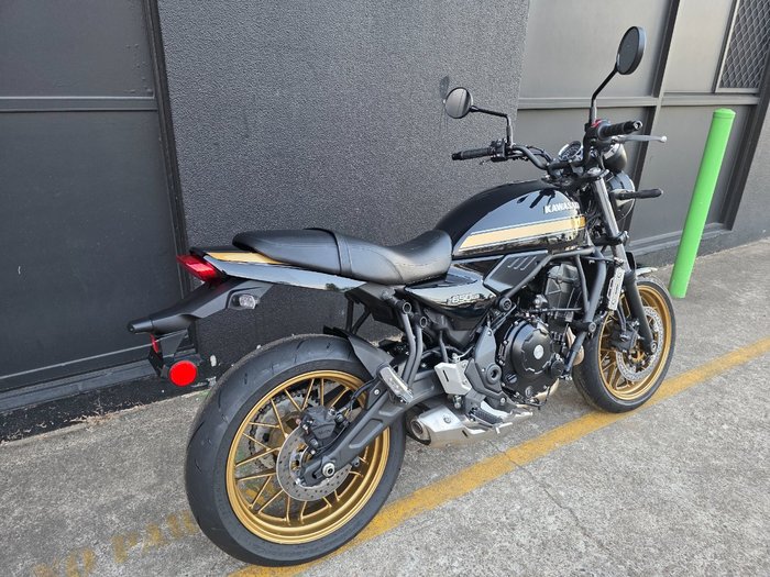 2025 Kawasaki 2025 Kawasaki 650CC Z650RS (LAMS) BLACK