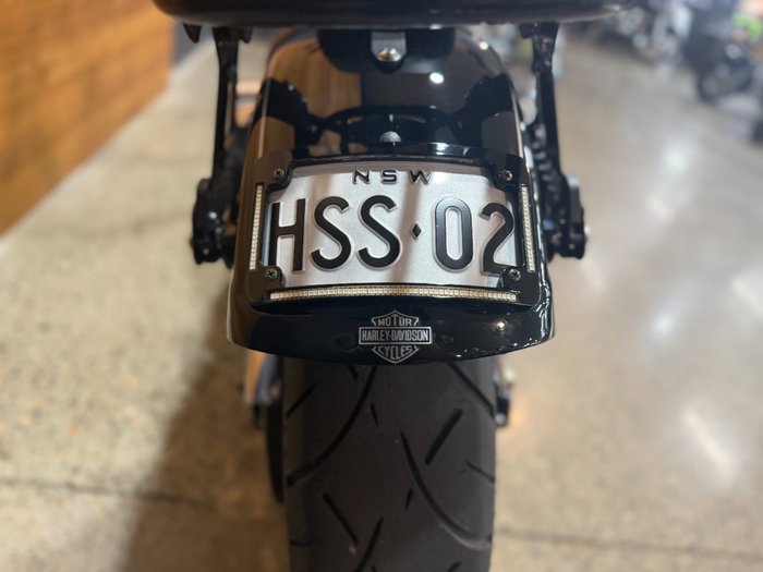 2017 Harley-davidson FXDWG WIDE GLIDE Black