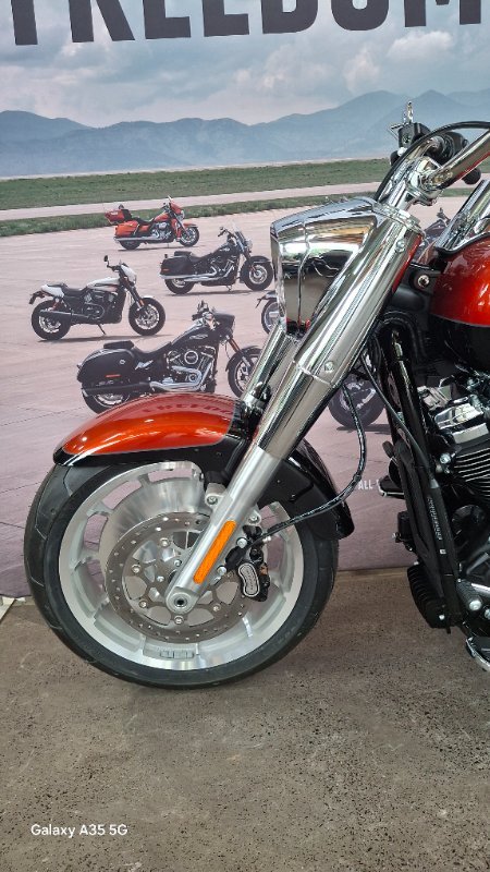 2025 Harley-davidson FLFB FAT BOY (117) WHISKEY FIRE / BLACK