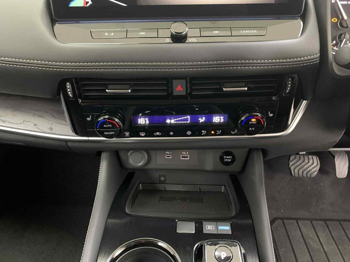 2025 Nissan X-TRAIL ST-L e-POWER