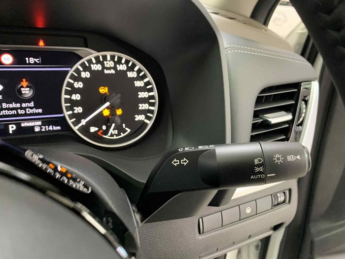 2025 Nissan X-TRAIL ST-L e-POWER