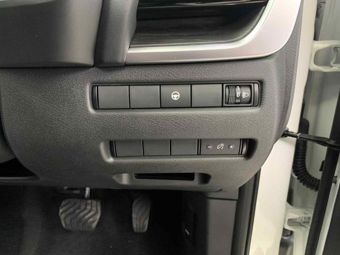 2025 Nissan X-TRAIL ST-L e-POWER