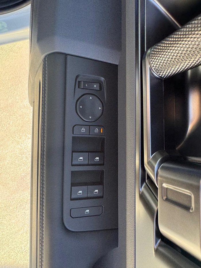 2025 Kia Tasman S
