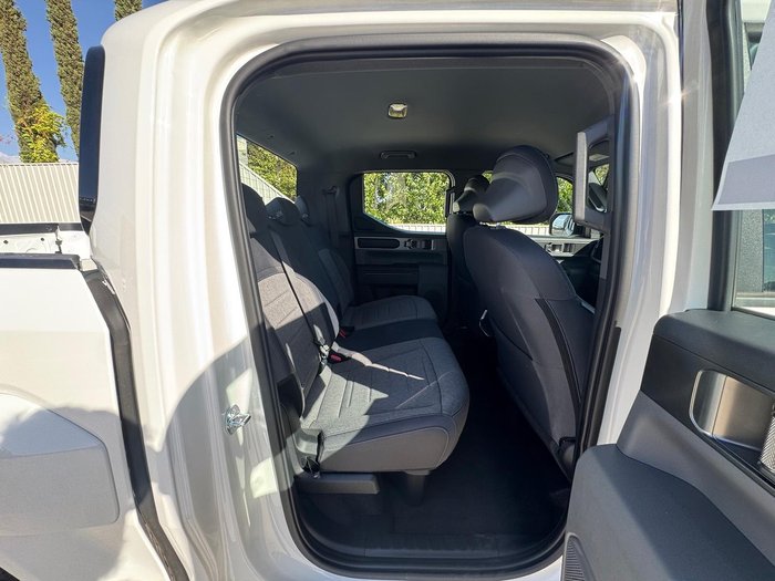 2025 Kia Tasman S