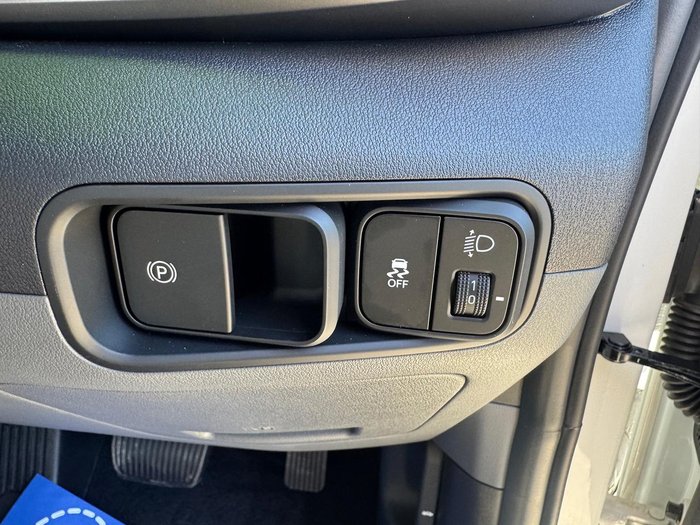 2025 Kia Tasman S