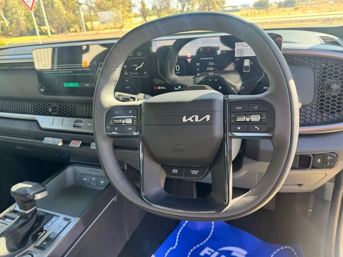 2025 Kia Tasman S