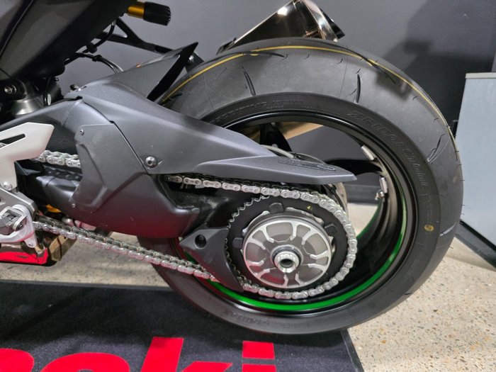 2024 Kawasaki NINJA H2 GREY