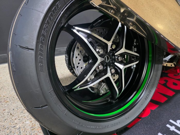2024 Kawasaki NINJA H2 GREY