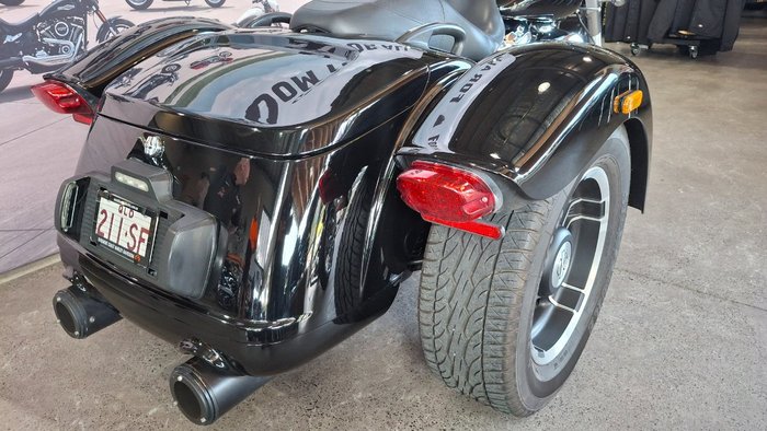 2019 Harley-davidson FLRT FREEWHEELER Black