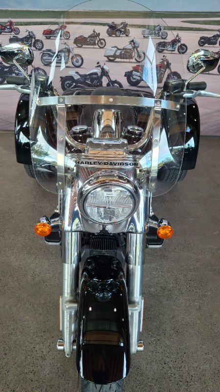 2019 Harley-davidson FLRT FREEWHEELER Black