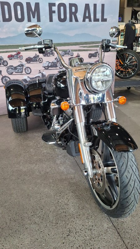2019 Harley-davidson FLRT FREEWHEELER Black