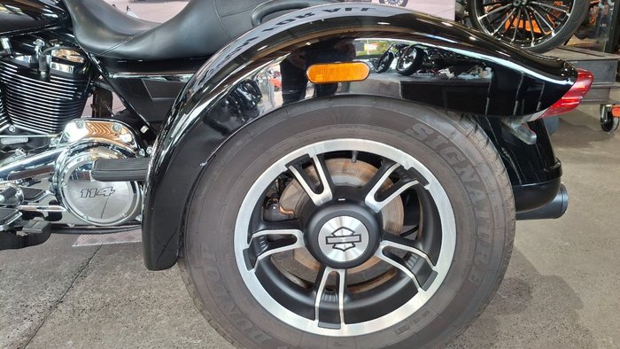 2019 Harley-davidson FLRT FREEWHEELER Black