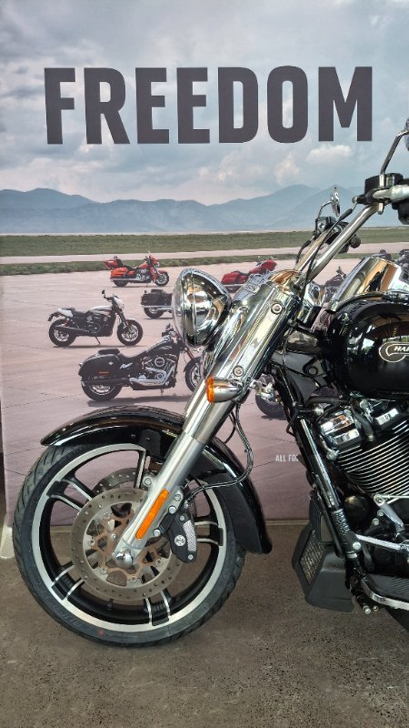 2019 Harley-davidson FLRT FREEWHEELER Black