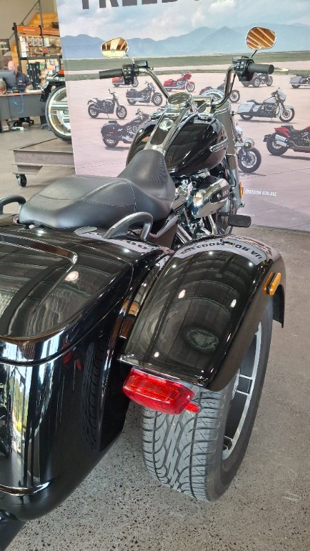 2019 Harley-davidson FLRT FREEWHEELER Black