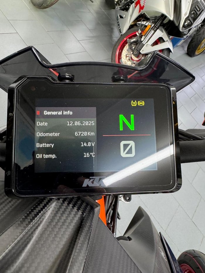 2021 KTM 1290 Super Duke RR Super Duke Orange