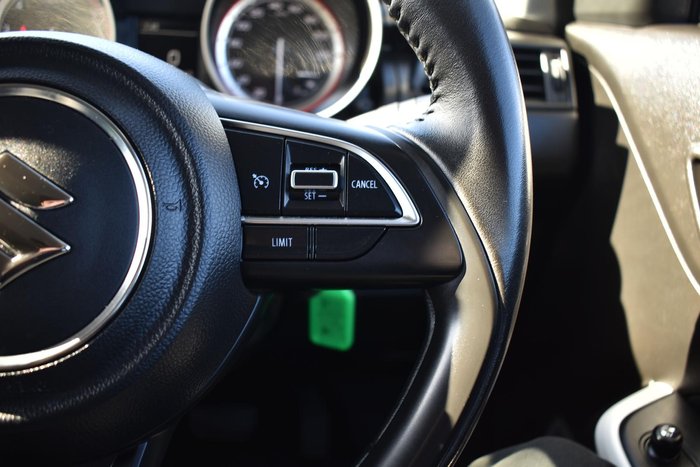 2023 Suzuki Swift GL AZ Series II Pure White