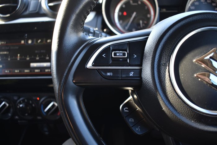 2023 Suzuki Swift GL AZ Series II Pure White