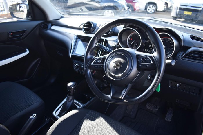 2023 Suzuki Swift GL AZ Series II Pure White