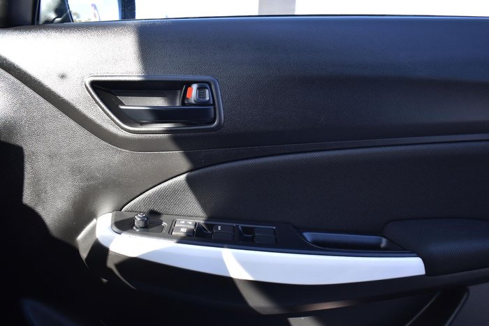 2023 Suzuki Swift GL AZ Series II Pure White