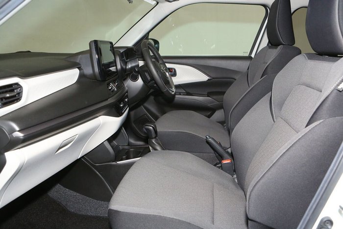 2024 Suzuki Swift Hybrid GLX