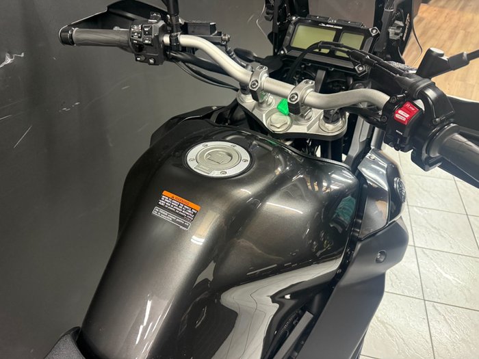 2023 Yamaha XT1200ZE SUPER TENERE Black