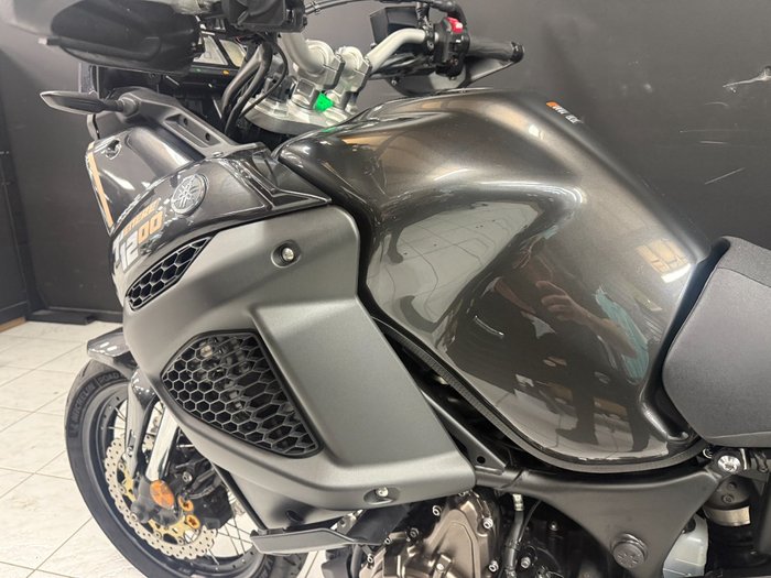 2023 Yamaha XT1200ZE SUPER TENERE Black