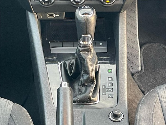 2018 SKODA Octavia 110TSI NE MY19 Moon White