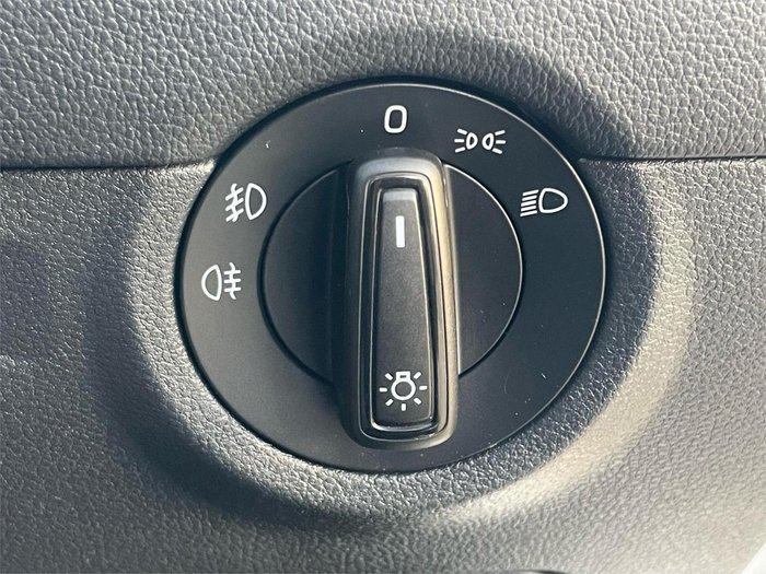 2018 SKODA Octavia 110TSI NE MY19 Moon White