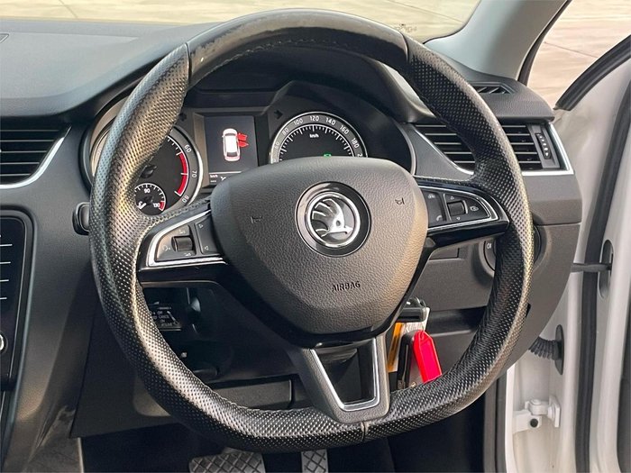 2018 SKODA Octavia 110TSI NE MY19 Moon White