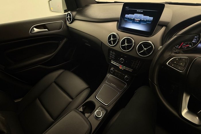 2017 Mercedes-Benz B-Class B180