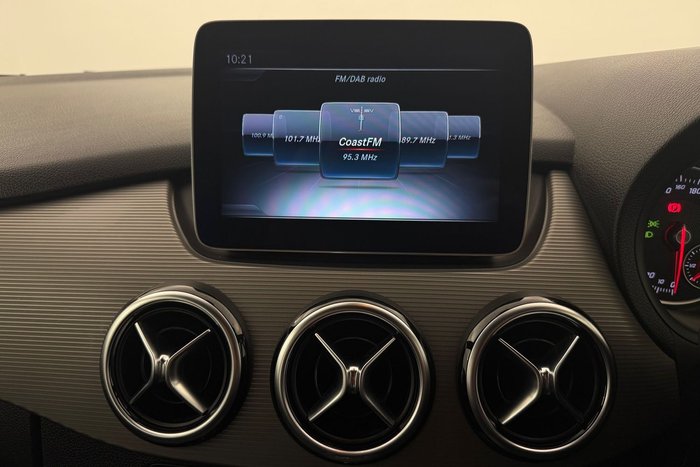 2017 Mercedes-Benz B-Class B180