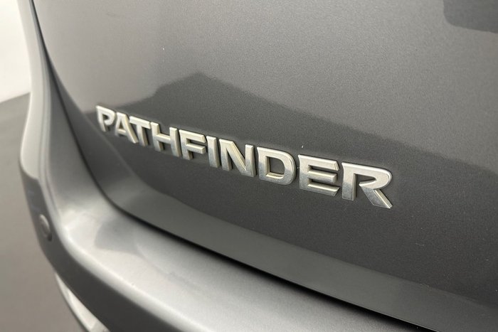 2015 Nissan Pathfinder ST