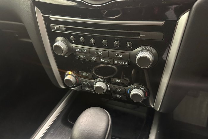 2015 Nissan Pathfinder ST